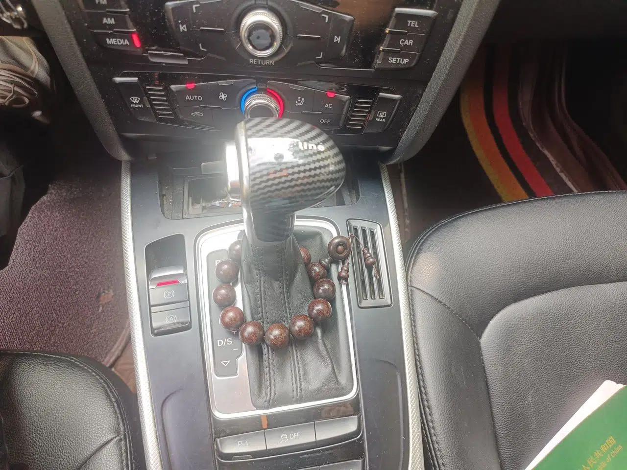 Audi A4L 2013 35 TFSI Automatic Standard Model — миниатюра 14
