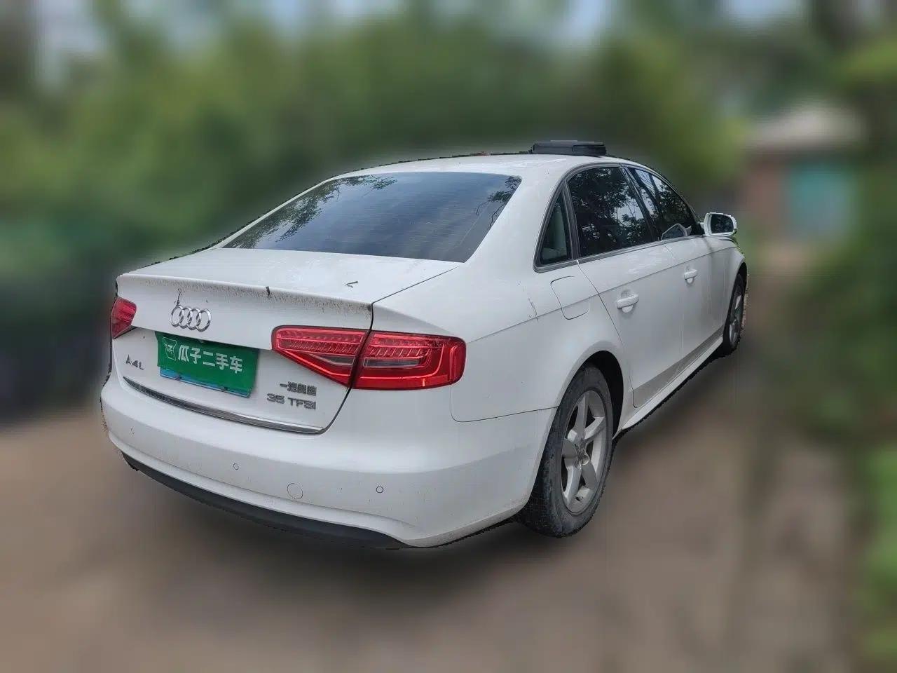Audi A4L 2013 35 TFSI Automatic Comfort Model — миниатюра 6