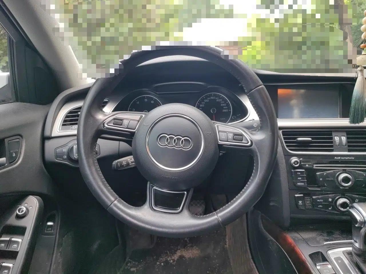 Audi A4L 2013 35 TFSI Automatic Comfort Model — миниатюра 10