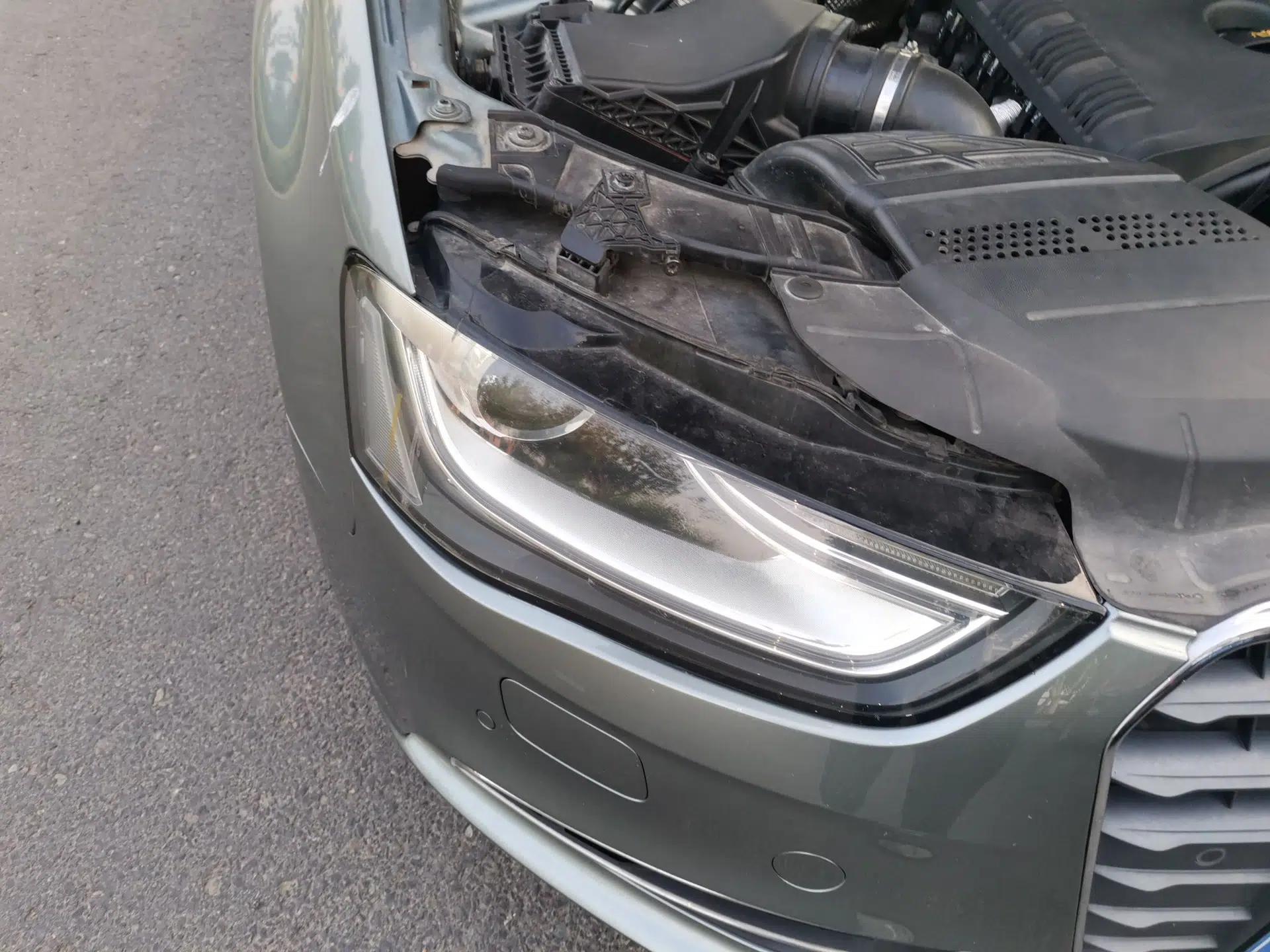 Audi A4L 2013 35 TFSI Automatic Comfort Model — миниатюра 7