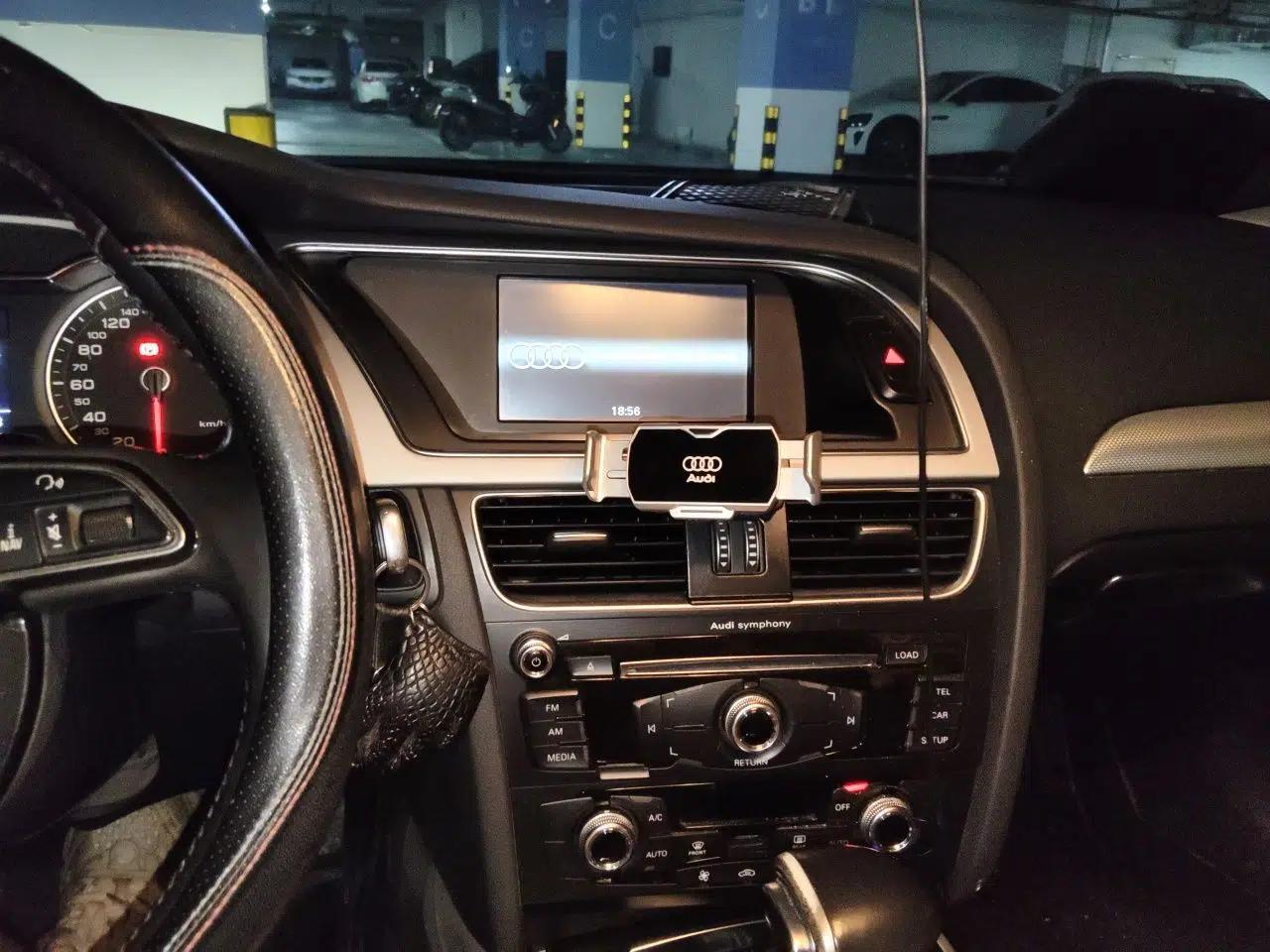 Audi A4L 2015 35 TFSI Automatic Standard Model — миниатюра 13