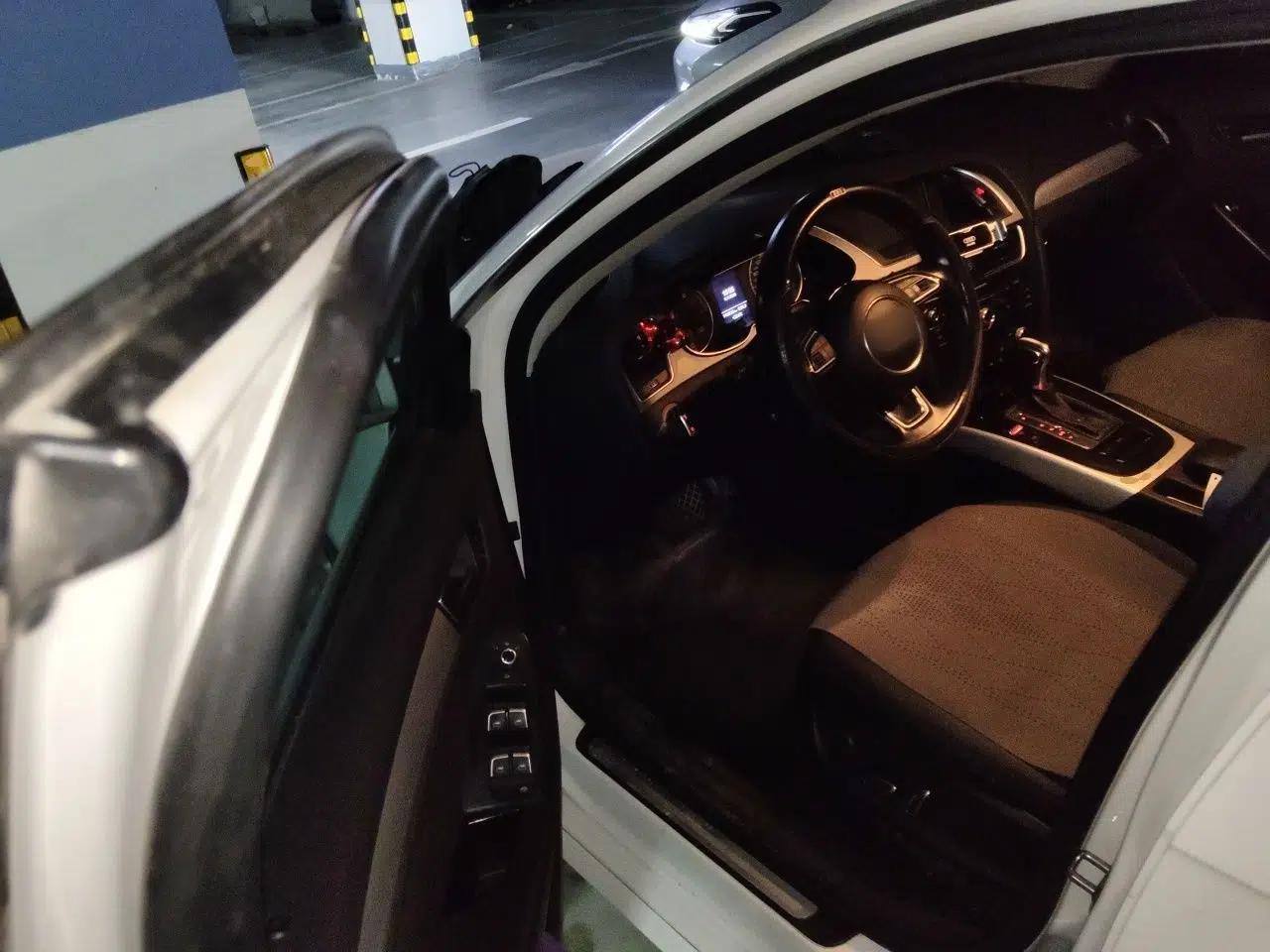Audi A4L 2015 35 TFSI Automatic Standard Model — миниатюра 16