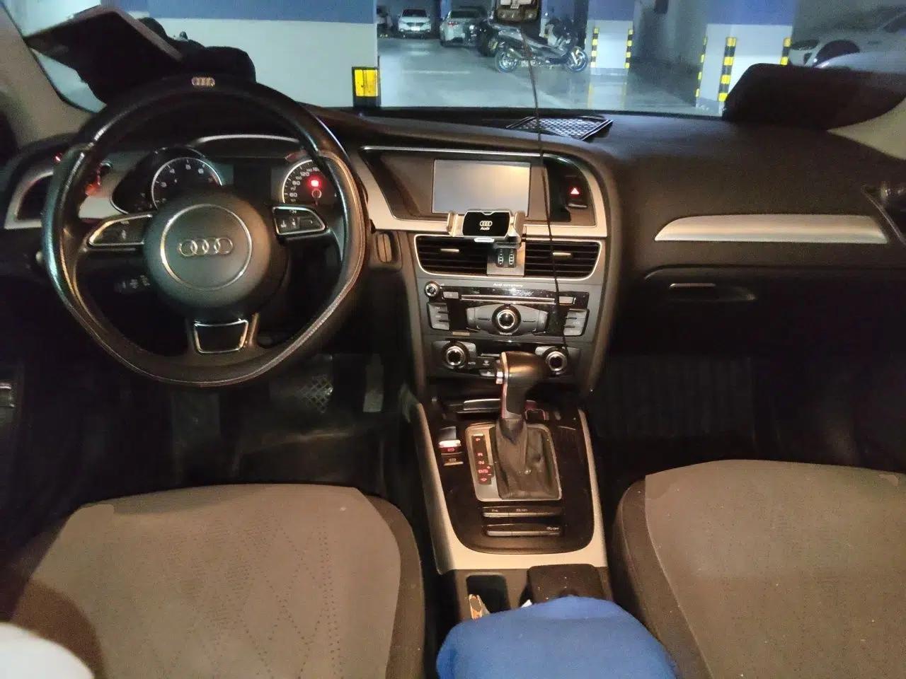 Audi A4L 2015 35 TFSI Automatic Standard Model — миниатюра 9