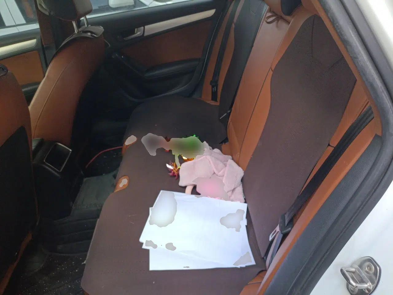Audi A4L 2013 35 TFSI Automatic Standard Model — миниатюра 17