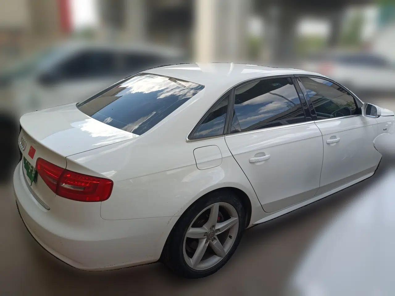 Audi A4L 2013 35 TFSI Automatic Standard Model — миниатюра 6
