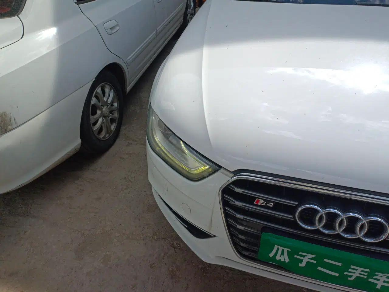 Audi A4L 2013 35 TFSI Automatic Standard Model — миниатюра 7