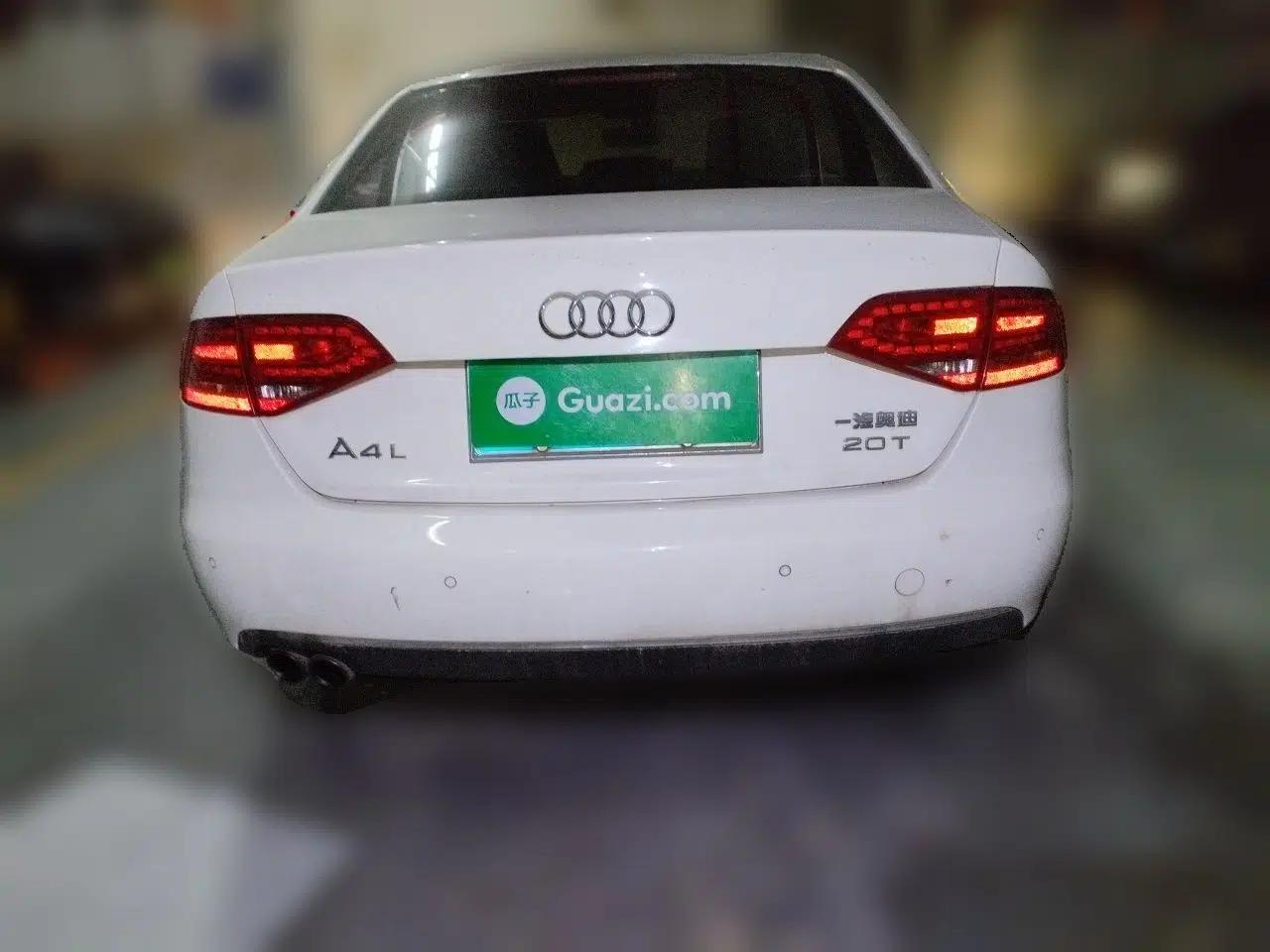 Audi A4L 2011 2.0 TFSI Standard Model — миниатюра 5