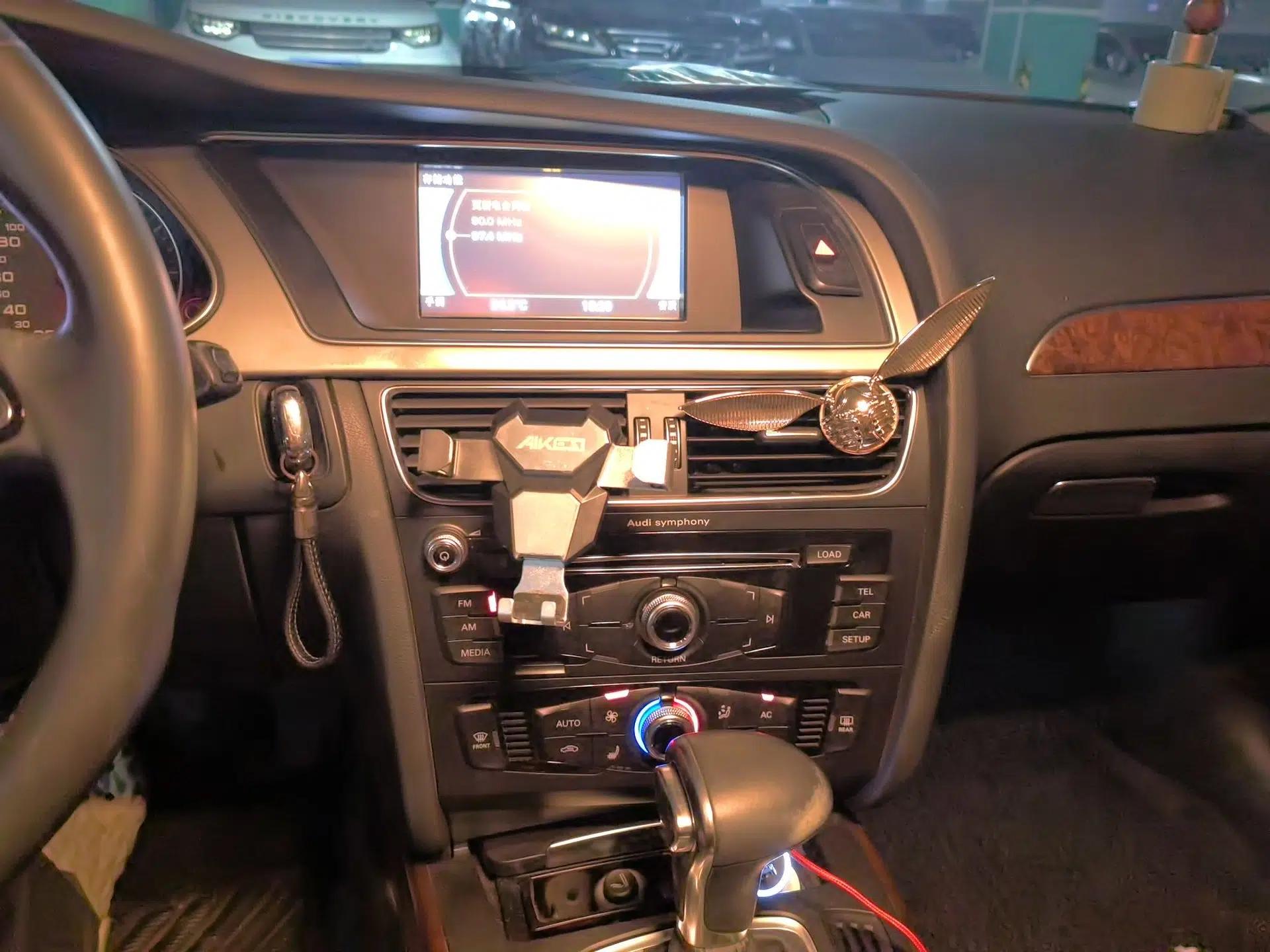 Audi A4L 2013 35 TFSI Automatic Comfort Model — миниатюра 13