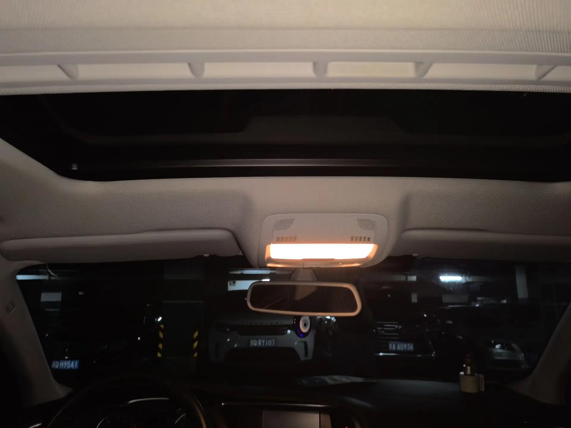 Audi A4L 2013 35 TFSI Automatic Comfort Model — миниатюра 18