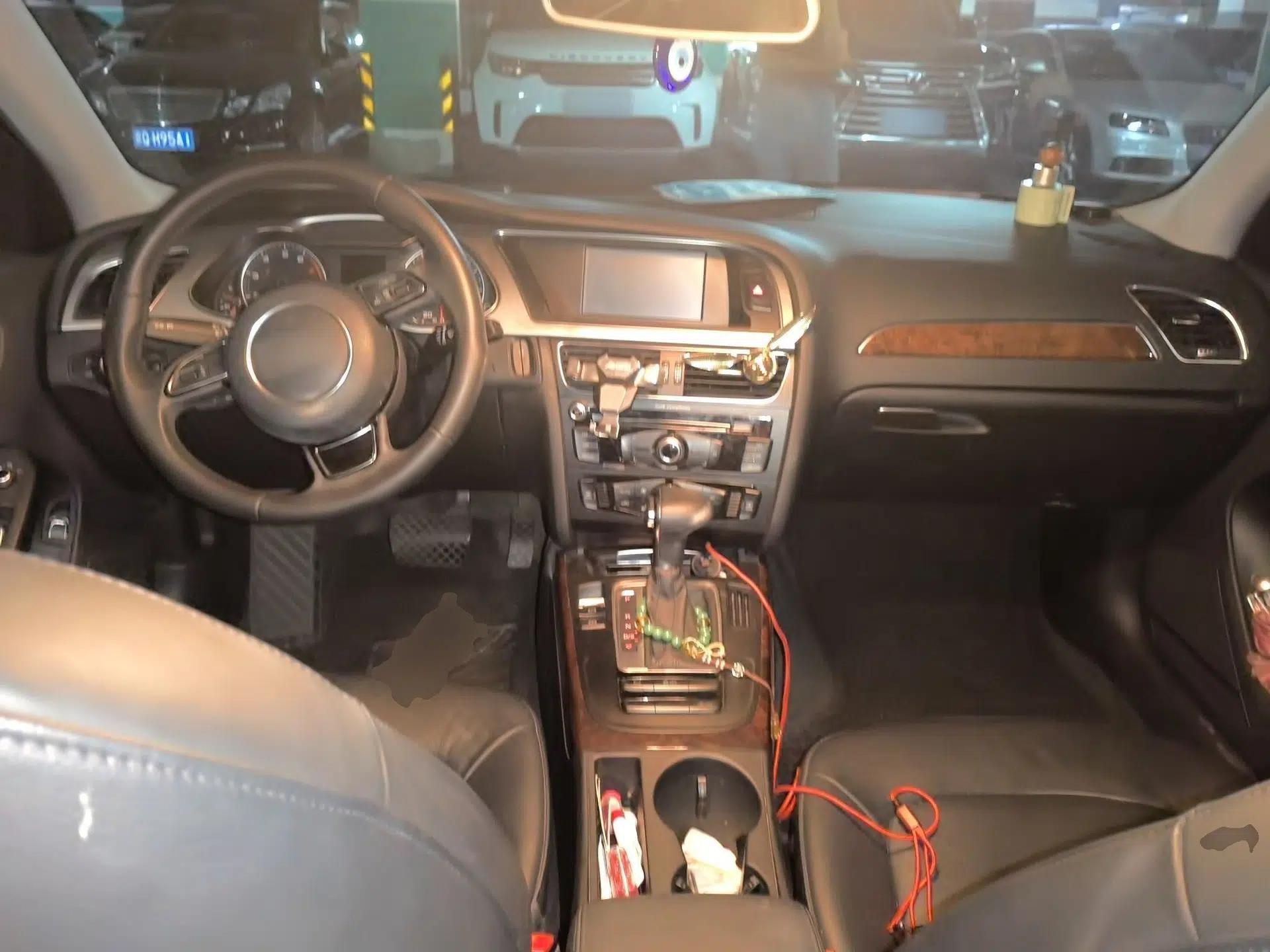 Audi A4L 2013 35 TFSI Automatic Comfort Model — миниатюра 9