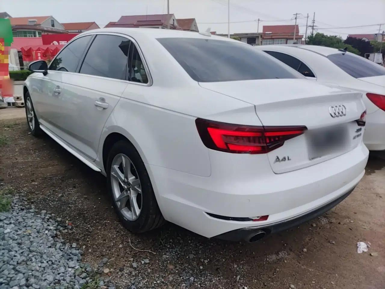 Audi A4L 2018 30th Anniversary Edition 40 TFSI Trendy Model — миниатюра 4