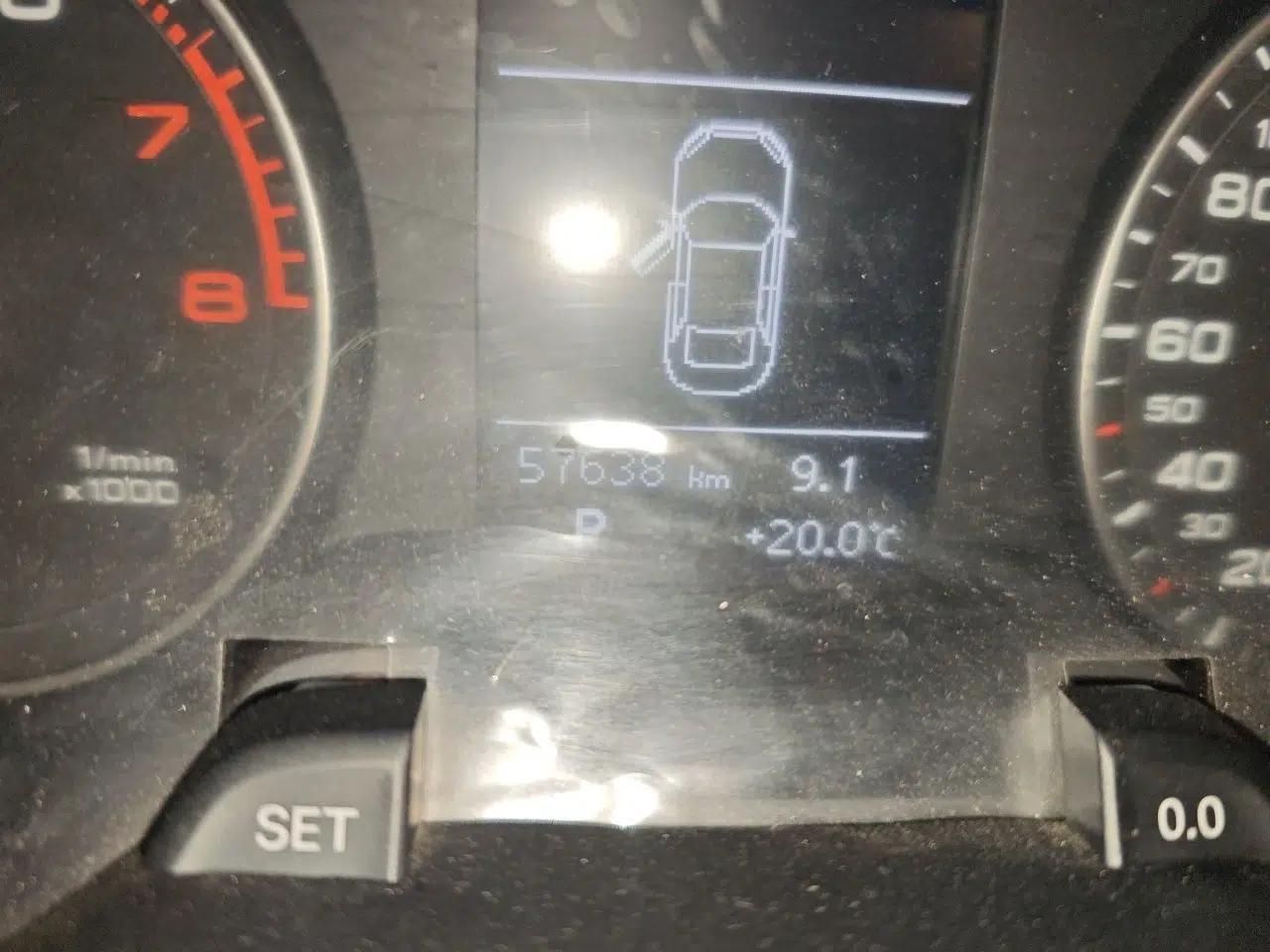 Audi A4L 2015 35 TFSI Automatic Comfort Model — миниатюра 12