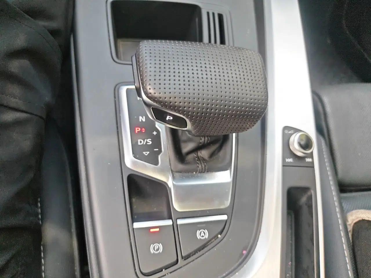 Audi A4L 2020 40 TFSI Luxury Dynamic Model — миниатюра 14