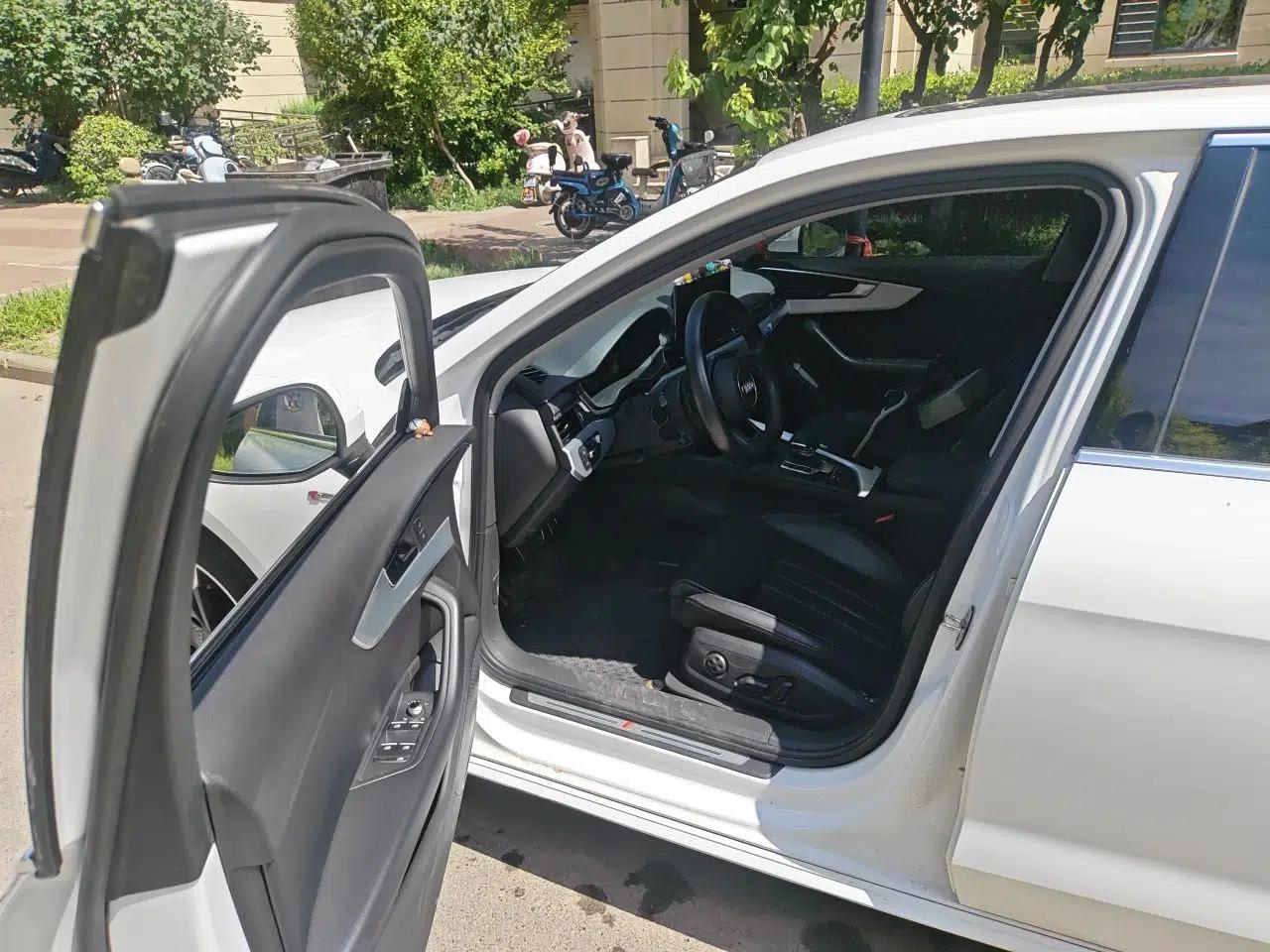 Audi A4L 2020 40 TFSI Luxury Dynamic Model — миниатюра 16