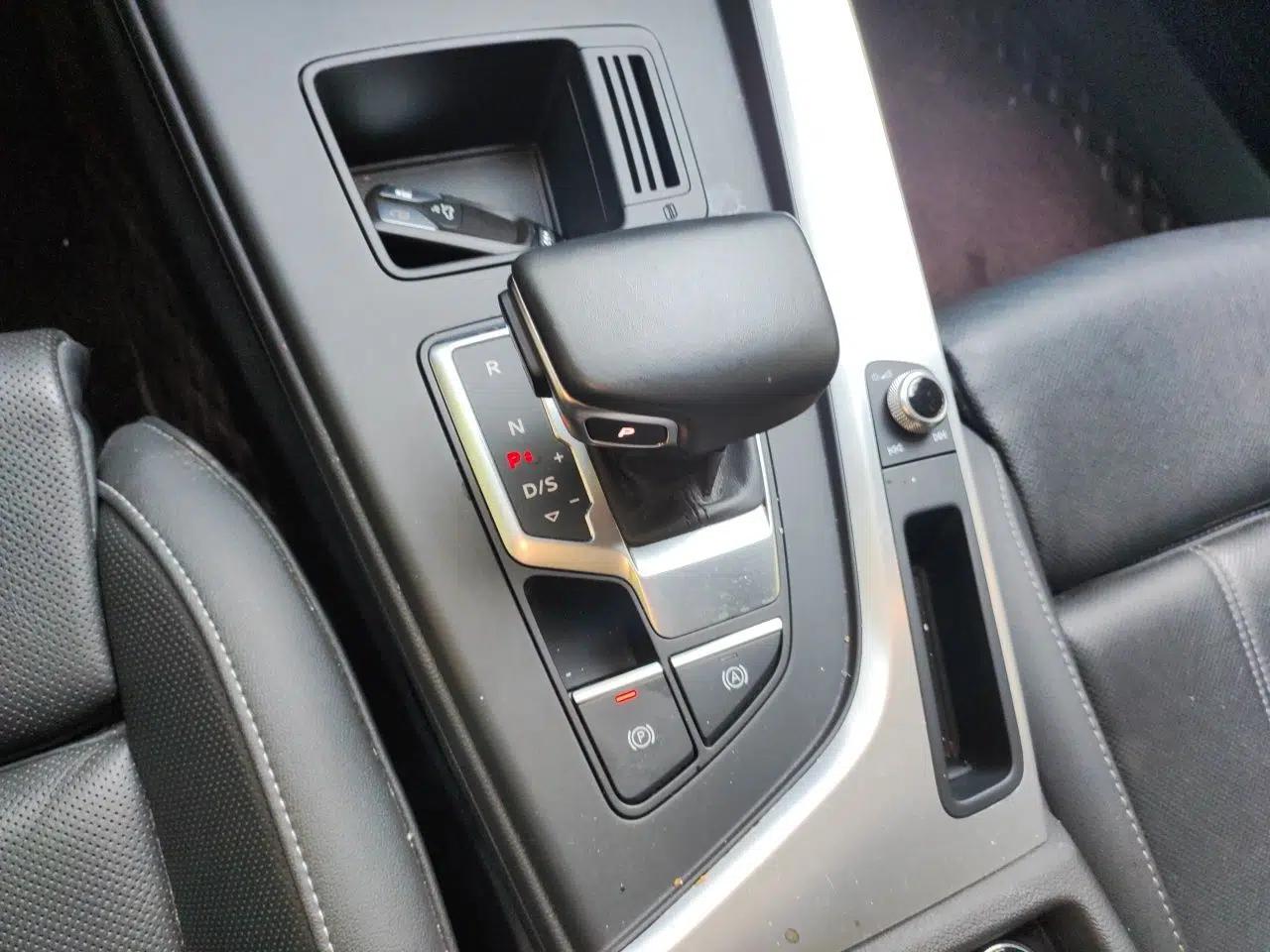 Audi A4L 2023 40 TFSI Fashion Dynamic Model — миниатюра 14