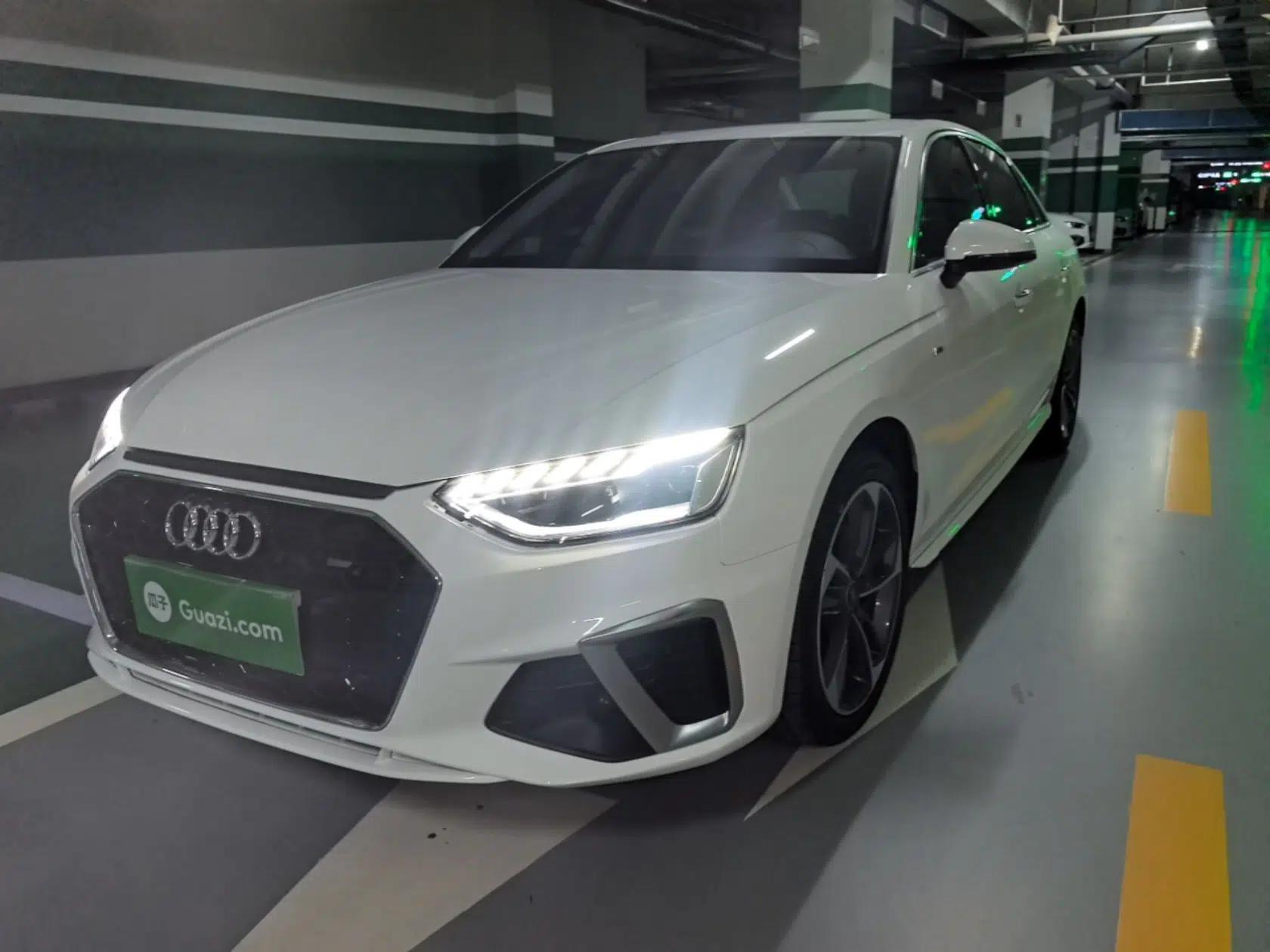 Audi A4L 2024 40 TFSI Fashion Dynamic Model — миниатюра 1