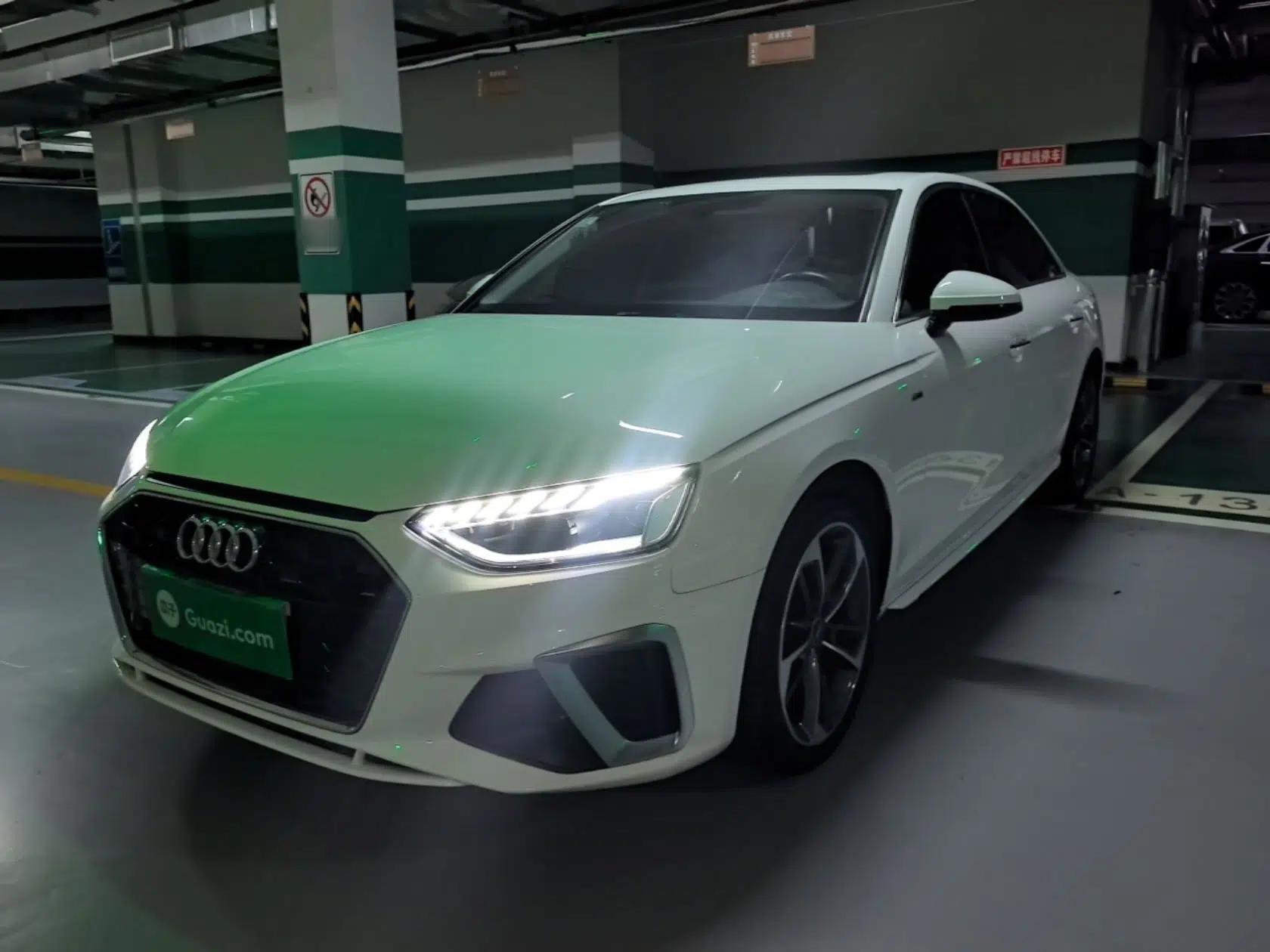 Audi A4L 2024 40 TFSI Fashion Dynamic Model — миниатюра 1