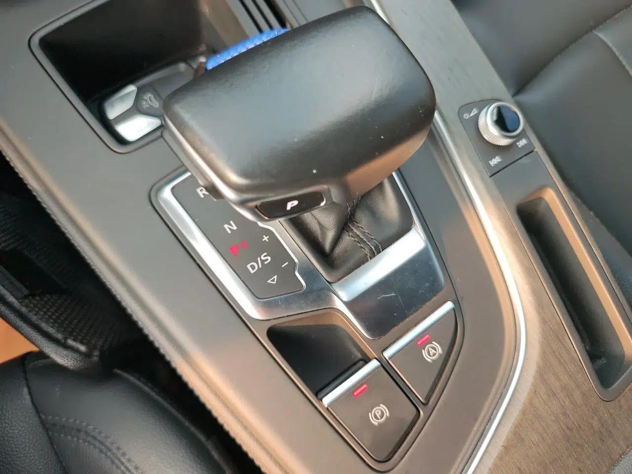 Audi A4L 2022 40 TFSI Stylish and Elegant Edition — миниатюра 14
