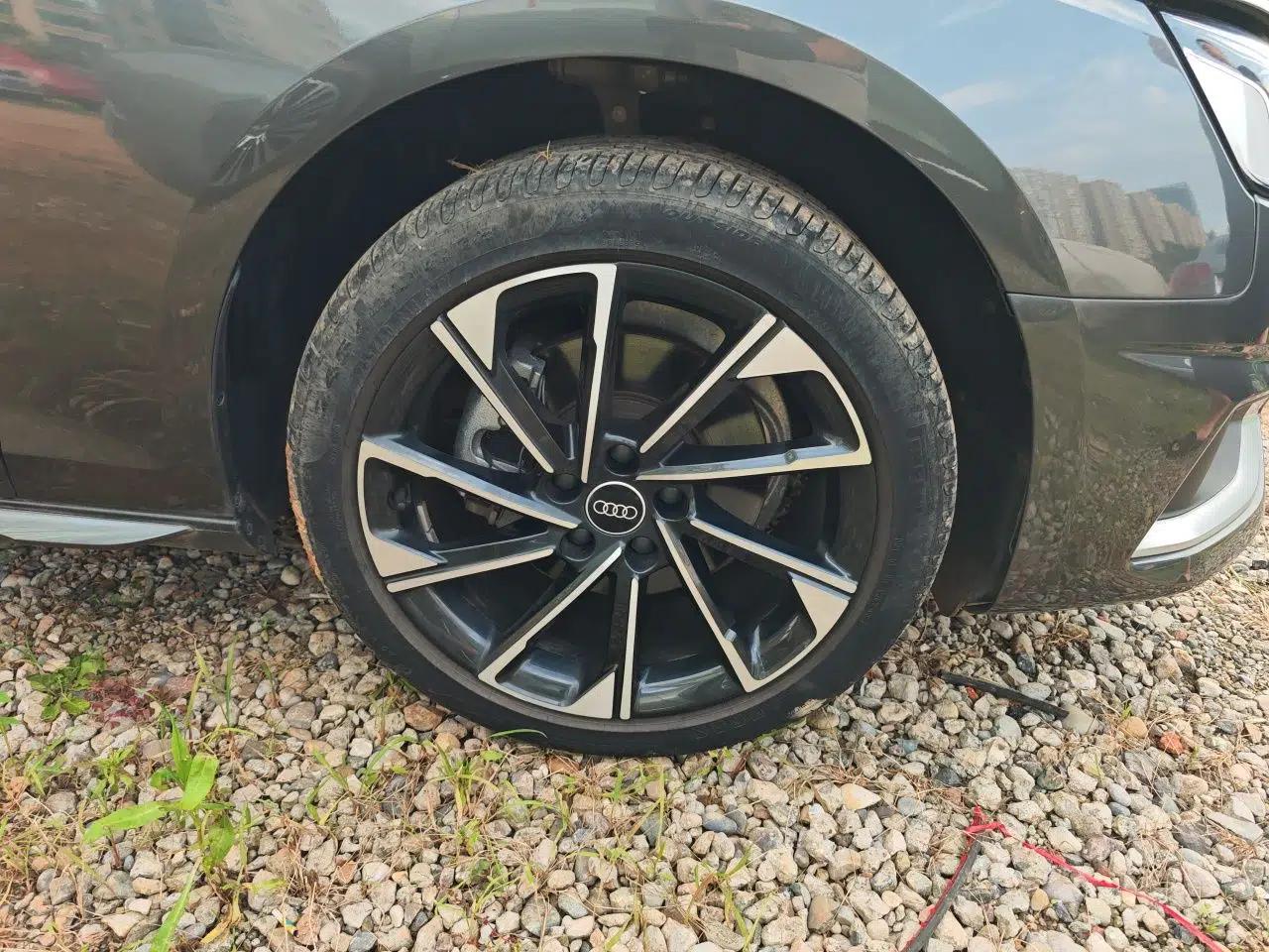 Audi A4L 2022 40 TFSI Stylish and Elegant Edition — миниатюра 8