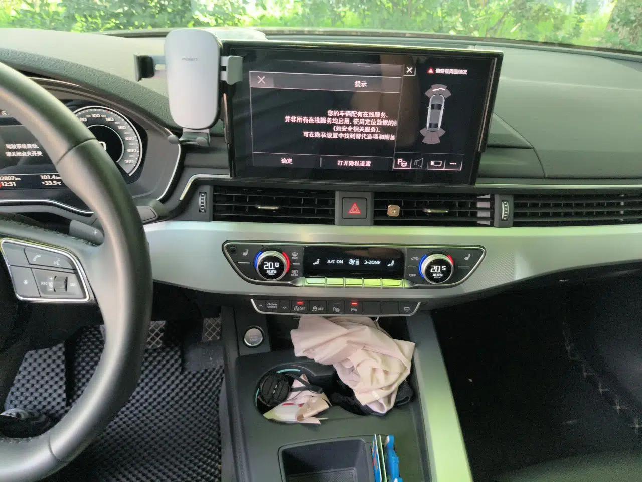 Audi A4L 2022 40 TFSI Luxury Dynamic Model — миниатюра 13