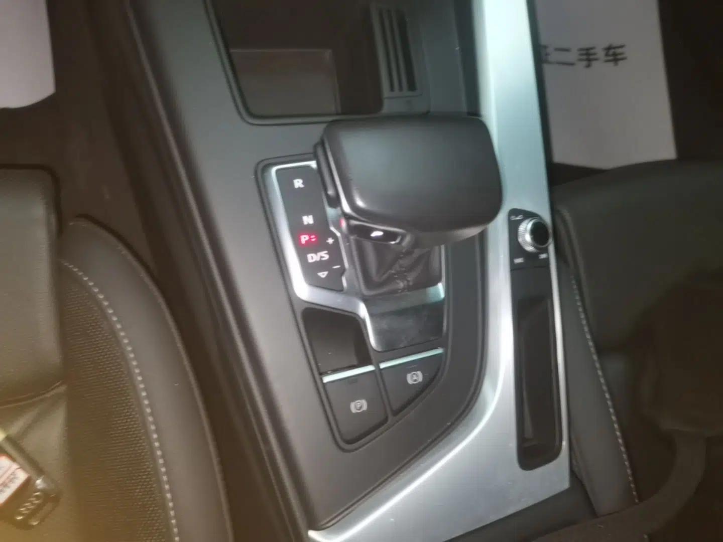 Audi A4L 2024 40 TFSI Fashion Dynamic Model — миниатюра 16