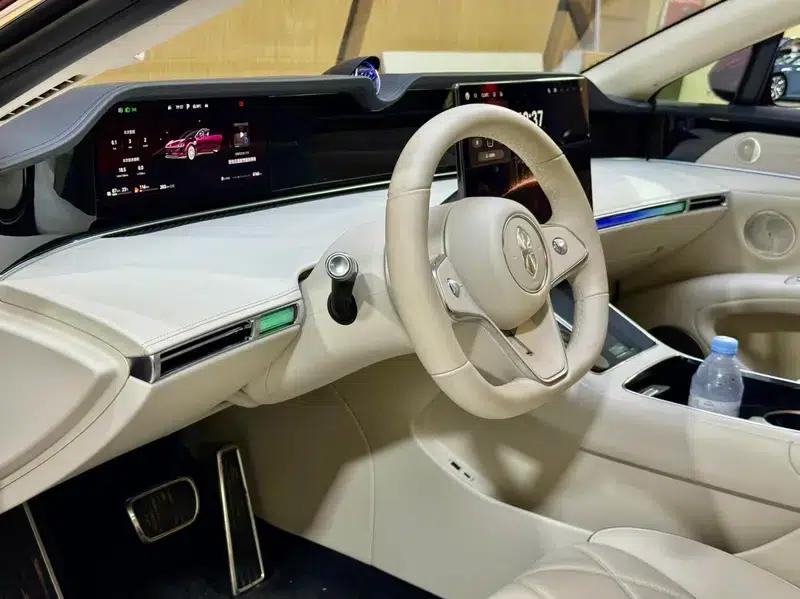Enjoy S9 2026 Model, Extended Range Ultra, Rear-Wheel Drive, 53kWh (192-line LiDAR) — миниатюра 17