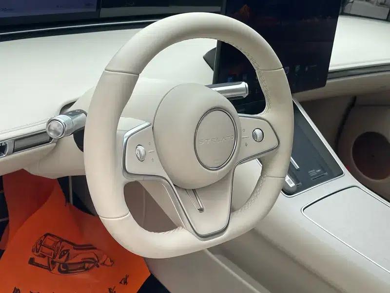 Enjoy S9 2025 Ultra Range Extended Rear-Wheel Drive — миниатюра 11