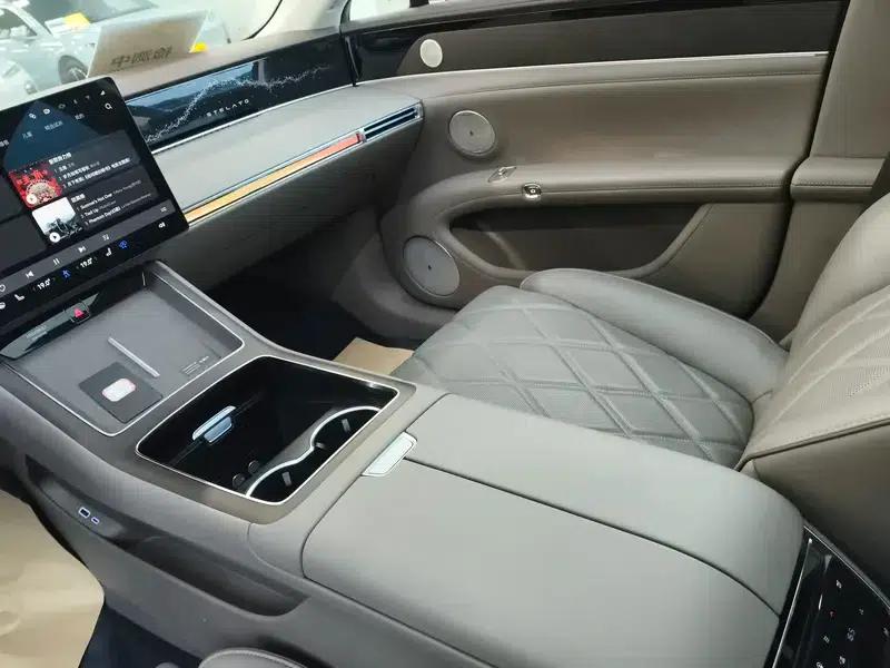 Enjoy S9 2025 Ultra Range Extended Rear-Wheel Drive — миниатюра 23