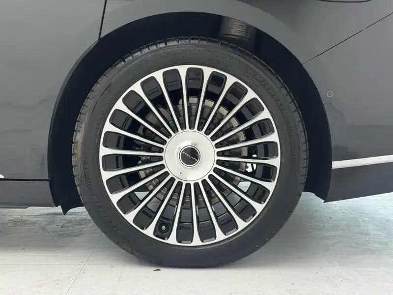 Enjoy S9 2025 Ultra Range Extended Rear-Wheel Drive — миниатюра 9