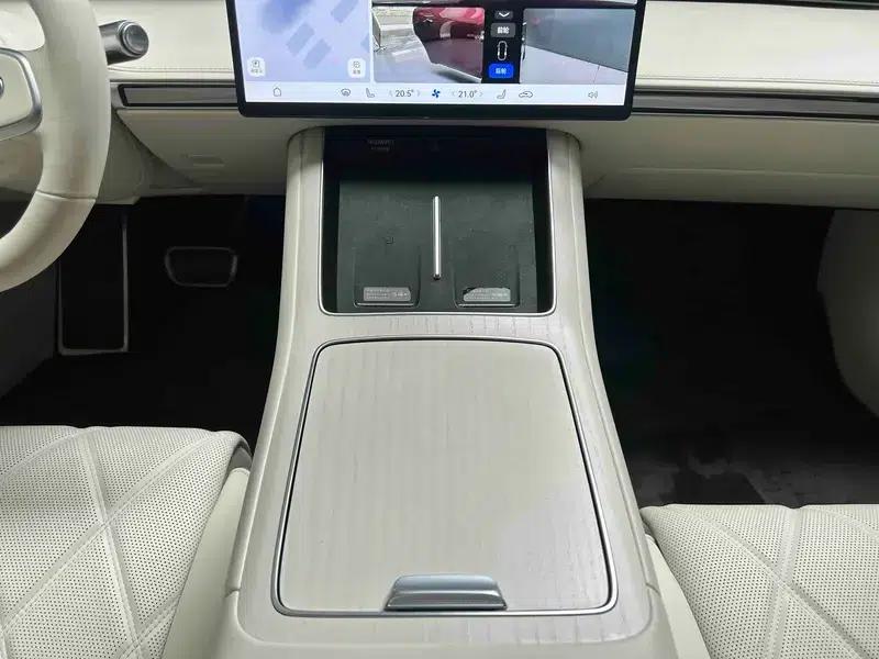 Enjoy S9 2025 Ultra Range Extended Rear-Wheel Drive — миниатюра 2