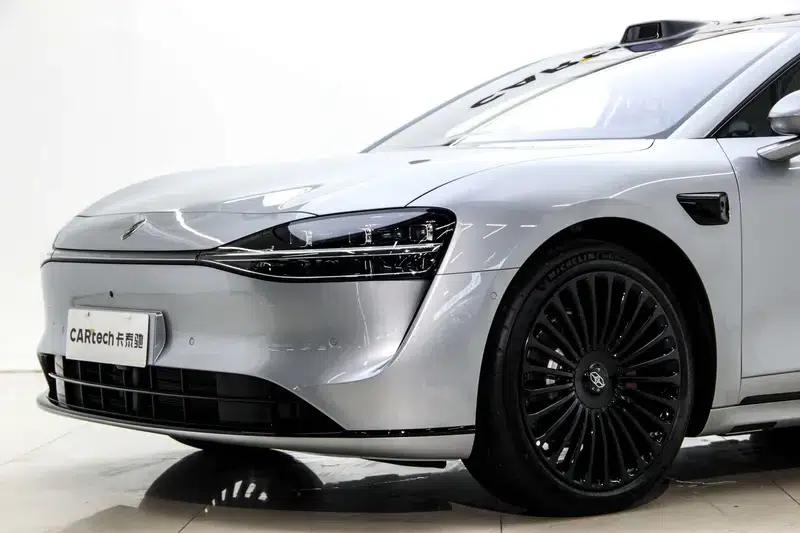 Enjoy S9T 2025 Model, Extended Range Ultra, Rear-Wheel Drive, 53kWh (192-line LiDAR) — миниатюра 11