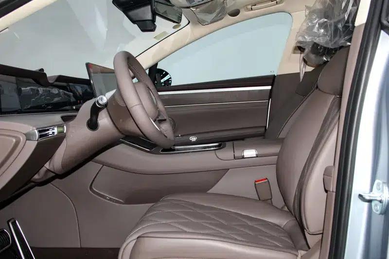 Enjoy S9T 2025 Model, Extended Range Ultra, Rear-Wheel Drive, 53kWh (192-line LiDAR) — миниатюра 25