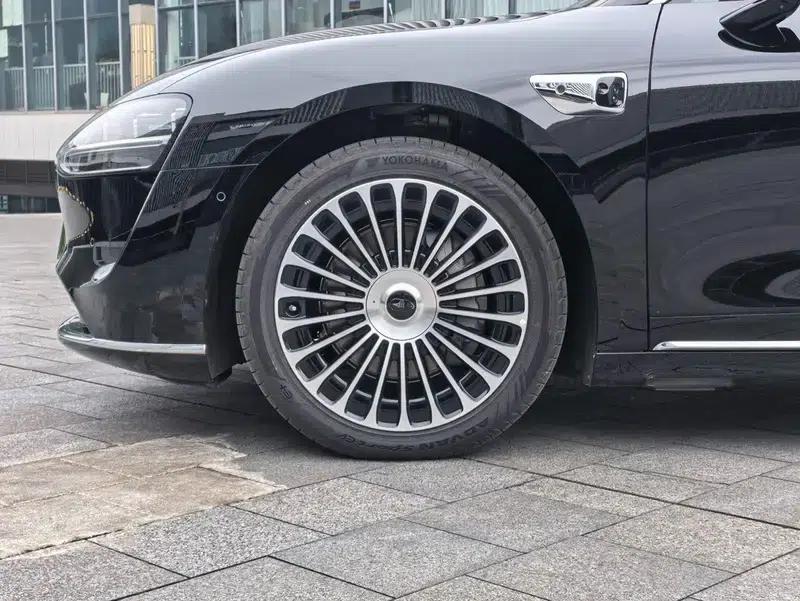 Enjoy S9T 2025 Model, Extended Range Ultra, Rear-Wheel Drive, 53kWh (192-line LiDAR) — миниатюра 7