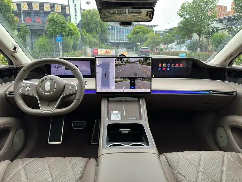 Enjoy S9T 2025 Model, Extended Range Ultra, Rear-Wheel Drive, 53kWh (192-line LiDAR) — миниатюра 13