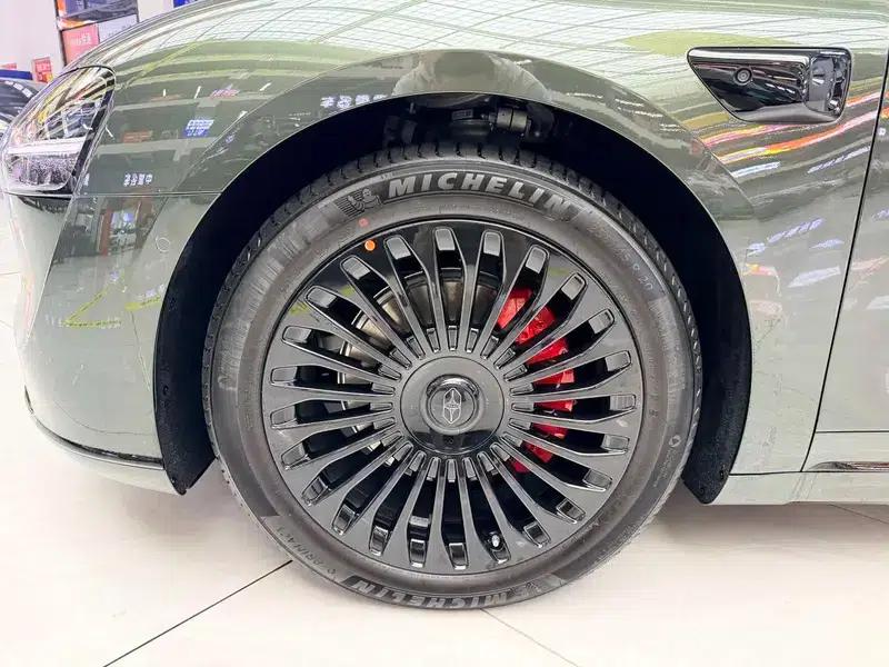 Enjoy S9T 2025 Model, Range Extender, Rear-Wheel Drive, 53kWh (192-line LiDAR) — миниатюра 9