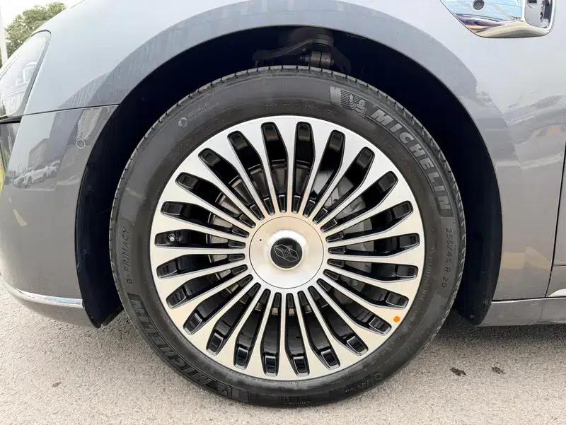Enjoy S9T 2025 Model, Range Extender, Rear-Wheel Drive, 53kWh (192-line LiDAR) — миниатюра 9