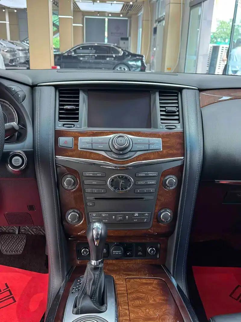 2016 Infiniti QX80 5.6L Automatic AWD 6-Seater (Parallel Import) — миниатюра 8