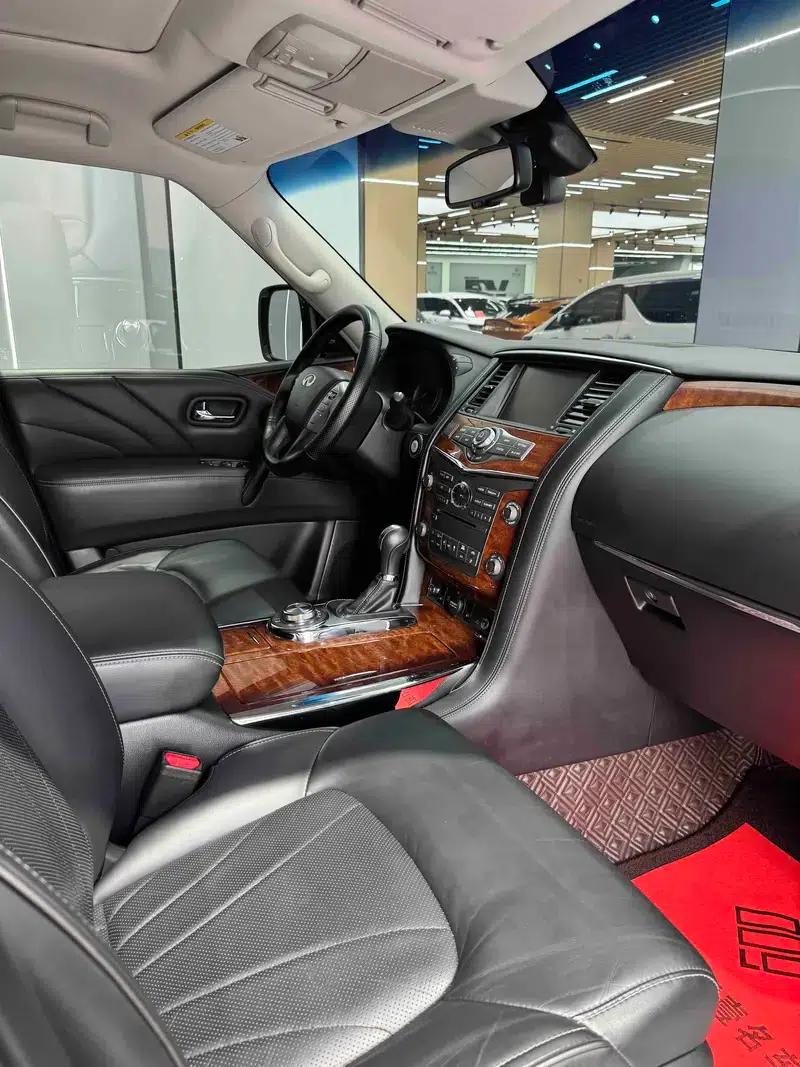 2016 Infiniti QX80 5.6L Automatic AWD 6-Seater (Parallel Import) — миниатюра 10