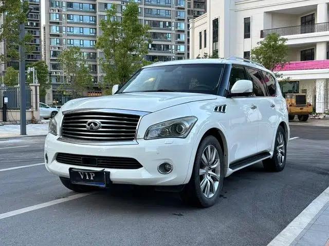 Infiniti QX80 2013 5.6L 4WD