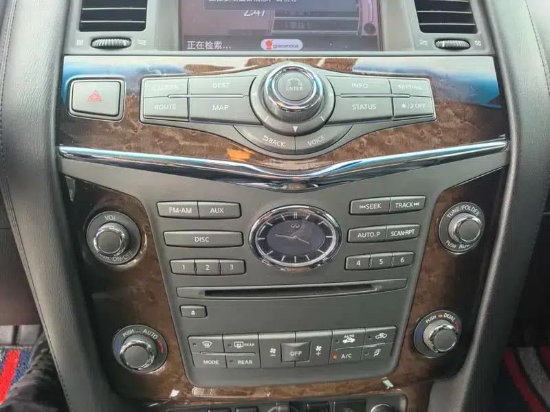 Infiniti QX80 2013 5.6L 4WD — миниатюра 13