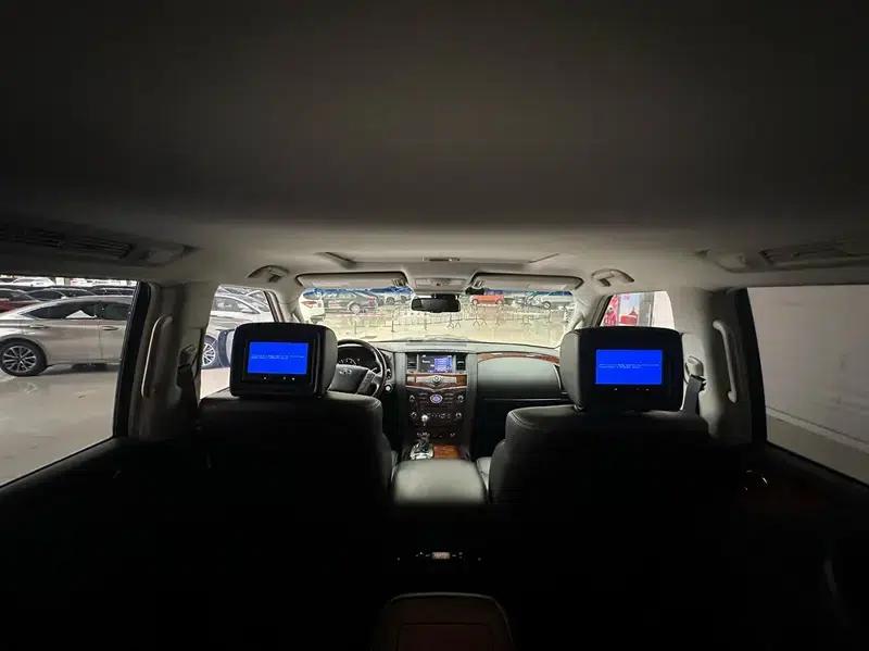 2018 Infiniti QX80 5.6L Automatic AWD 6-Seater Parallel Import — миниатюра 8