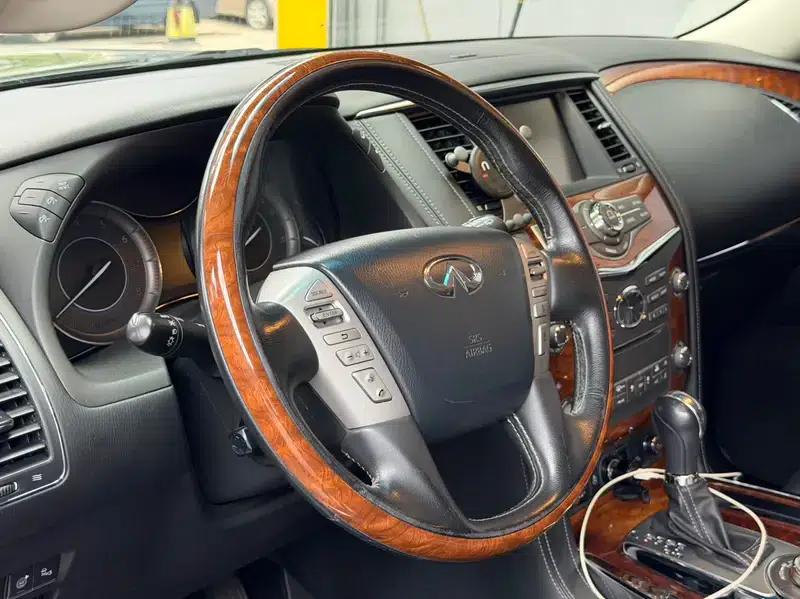 Infiniti QX80 2016 5.6L 4WD — миниатюра 12