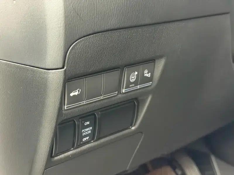Infiniti QX80 2016 5.6L 4WD — миниатюра 14