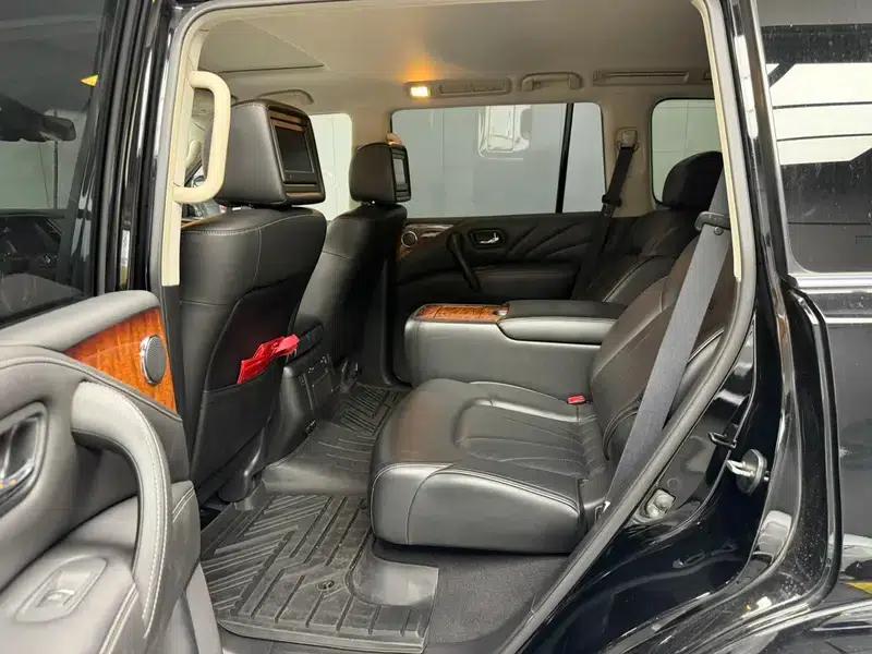 Infiniti QX80 2016 5.6L 4WD — миниатюра 18