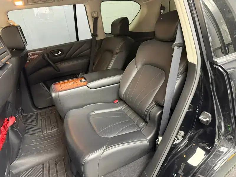 Infiniti QX80 2016 5.6L 4WD — миниатюра 19