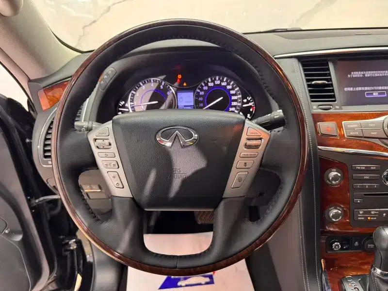 Infiniti QX80 2016 5.6L 4WD — миниатюра 18