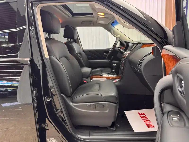 Infiniti QX80 2016 5.6L 4WD — миниатюра 20