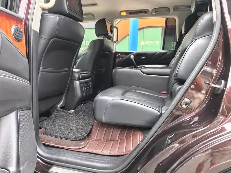 Infiniti QX80 2016 5.6L 4WD — миниатюра 17