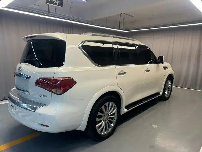 Infiniti QX80 2016 5.6L 4WD — миниатюра 6