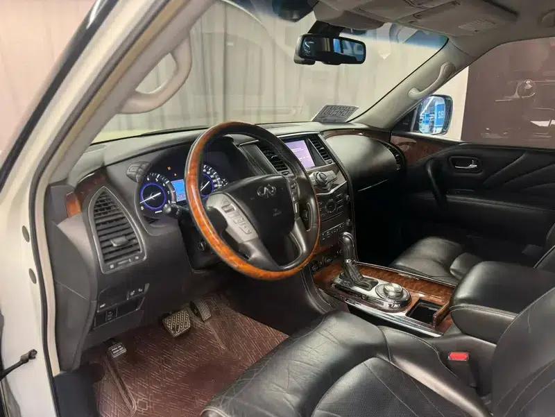 Infiniti QX80 2016 5.6L 4WD — миниатюра 9